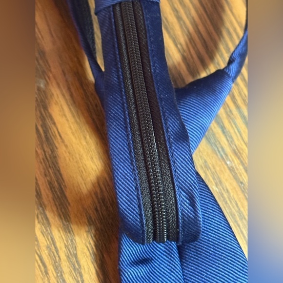 Class Club Boys Basic Solid 14" Zipper Navy Tie - Picture 5 of 6